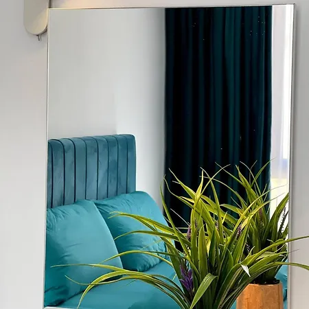 Apartment Turquoise By Tok *