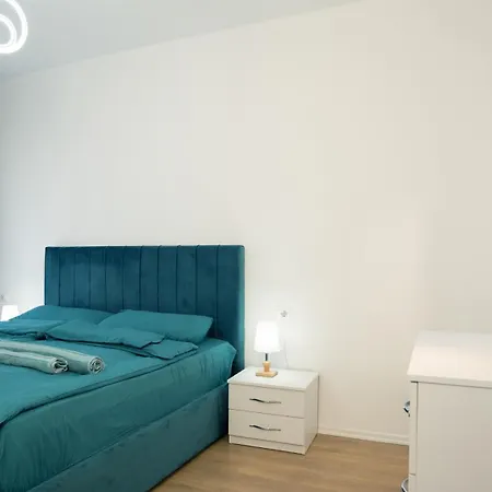 Apartment Turquoise By Tok *
